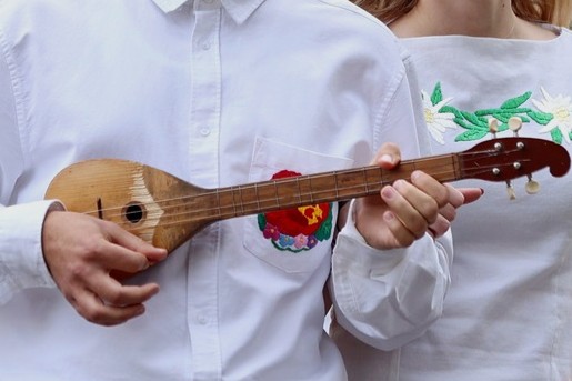 Folklorne tamburaške sekcije